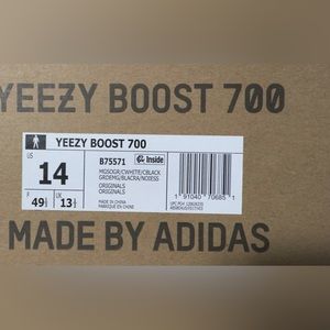 Yeezy Boost 700 wave runner